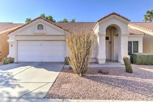 1030 Surfside Dr, Gilbert, AZ 85233-7945
