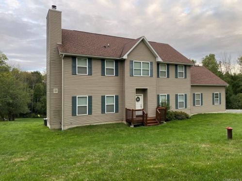 1170 Mountain Rd, Port Jervis, NY 12771-3598