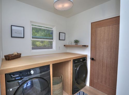411 San Roque Rd, Santa Barbara CA  93105-2763 exterior