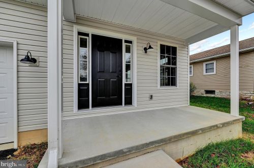 924 Franklin St, Hanover, PA 17331-3925