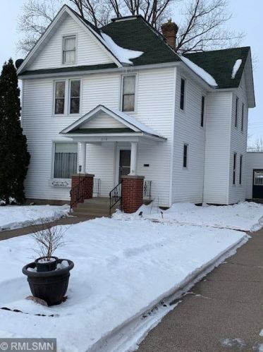 510 2nd St, Little Falls, MN 56345-3021