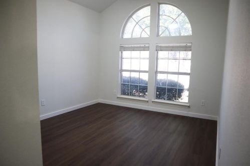 1703 Treasure Cay Dr, Midlothian TX  76063-8537 exterior