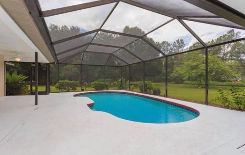 1814 Wagonwheel Rd, Wimauma, FL 33598-7833