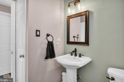 26 Woodshire Dr, Erial NJ  08081-2211 exterior