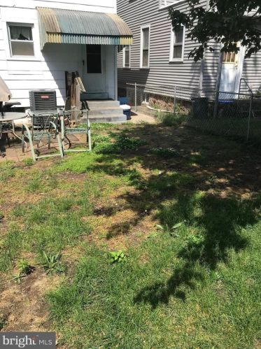 802 Hunter St, Gloucester NJ  08030-2025 exterior