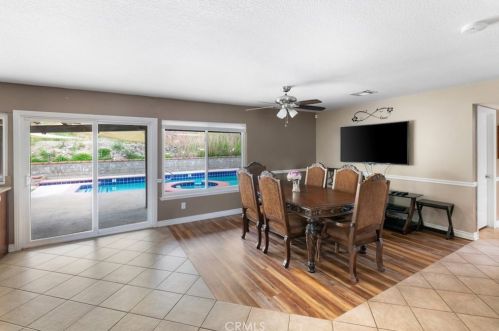 27025 Las Mananitas Dr, Santa Clarita CA  91354-2205 exterior