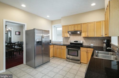 2828 Old Welsh Rd, Willow Grove PA  19090-3936 exterior