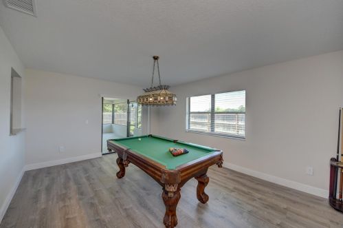 6568 Chugwater Cir, Port Saint Lucie FL  34983-2305 exterior