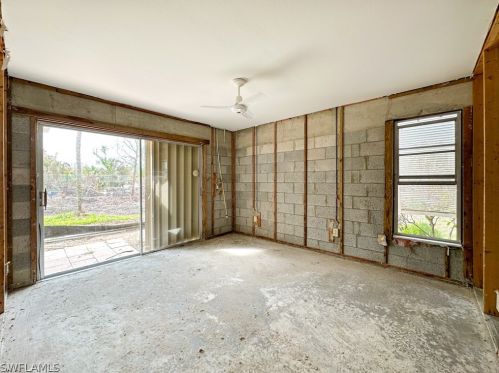 4752 Rue Helene, Sanibel FL  33957-2612 exterior