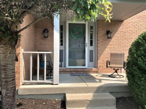 530 Hamblin Dr, Cincinnati, OH 45255-3706