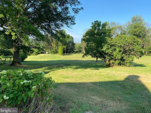 144 Moyer Rd, Pottstown PA  19464-1532 exterior