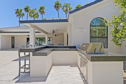 8500 Aster Dr, Scottsdale AZ  85260-5308 exterior