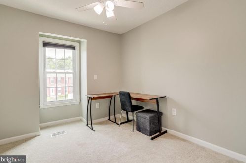 2545 Kingswood Ct, Woodbridge VA  22192-2029 exterior