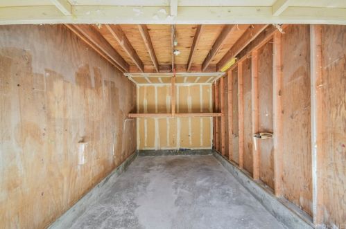 23811 Del Monte Dr, Santa Clarita CA  91355-3373 exterior