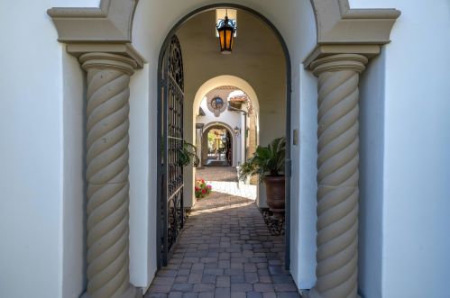 81329 Andalusia, La Quinta CA  92253-8221 exterior