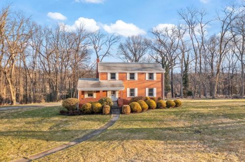 120 Richards Dr, Canonsburg, PA 15317-3116