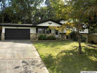 408 Cumberland Dr, Huntsville AL  35803-1028 exterior