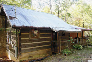 4038 Mccarter Cir, Pigeon Forge TN  37876-9072 exterior