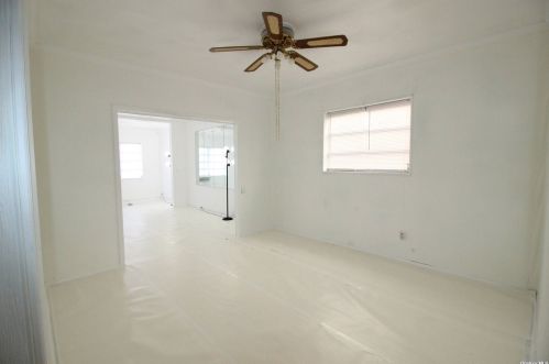 111-09 106th St, Jamaica, NY 11417-1138