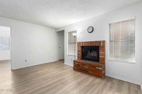3511 Baseline Rd, Phoenix AZ  85042-7225 exterior
