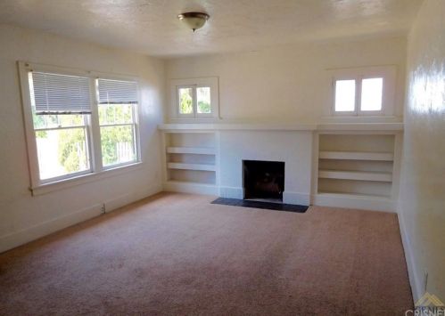 724 Lincoln St, Bakersfield, CA 93305-3711