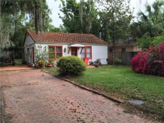 507 Alpine Dr, Maitland, FL 32751-6511