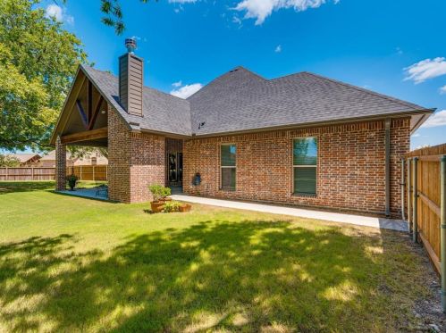 105 Water Garden Dr, Waxahachie TX  75165-6243 exterior