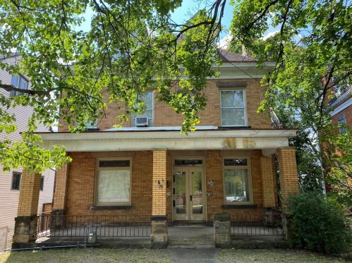 42 Watson Blvd, Pittsburgh, PA 15214-2248