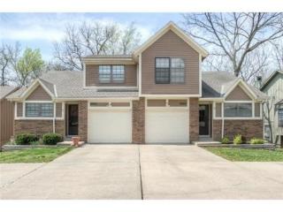 8860 Gallery St, Shawnee Mission KS  66215-3284 exterior