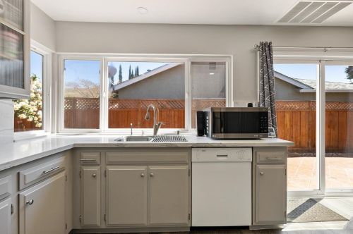 6402 Samar Dr, San Jose CA  95119-1627 exterior