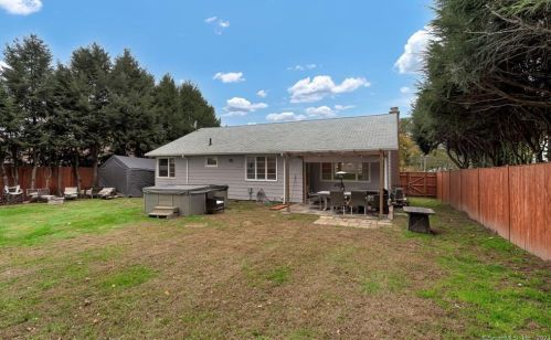 2129 Boulevard, Hartford CT  06107-2612 exterior