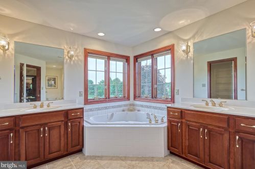 201 Mdw Ln, Navy Sup Dpt PA 17055-9531 exterior