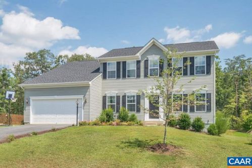 641 Justin Dr, Bybee, VA 22963-2088