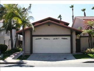 96 Trinidad Bnd, San Diego, CA 92118-3233