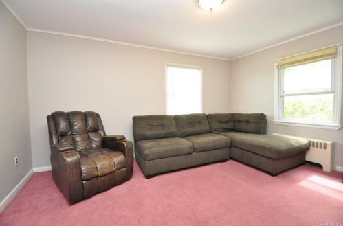 13 Oak Ave, Highland Falls NY  10928-1308 exterior