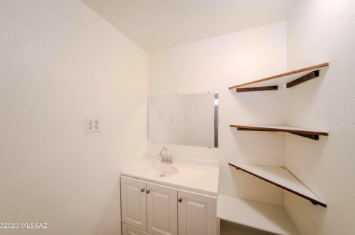 4349 Ware Rd, Tucson, AZ 85711-4761