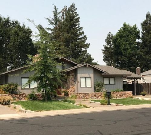 629 Mulholand Dr, Ripon, CA 95366-2155