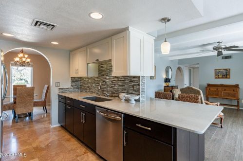 6911 Friess Dr, Scottsdale AZ  85254-3410 exterior