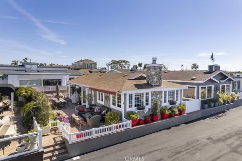 4 Saratoga, Newport Beach, CA 92660-6152