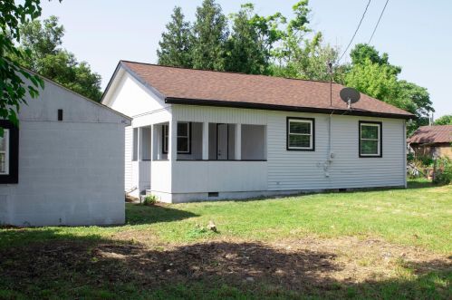 8644 Lilly Chapel Georgesville Rd, West Jefferson OH  43162-9769 exterior