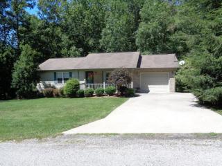 101 Juniper Dr, Crossville, TN 38558-8561