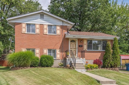 3086 Aries Ct, Cincinnati, OH 45251-2630