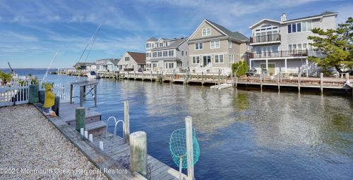 256 Ocean Bay Blvd, Lavallette, NJ 08735-1619