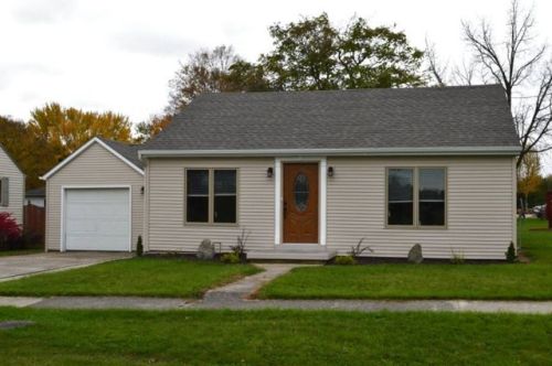 229 Arthur St, Hicksville, OH 43526-1055