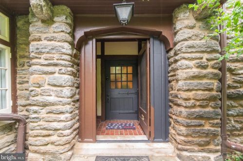 23 Latham Park, Melrose Park, PA 19027-3149