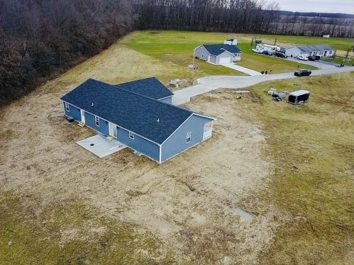 623 Hastings Dr, Lynchburg, OH 45142-9299