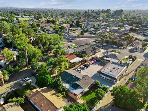 4532 Circulo Way, Orange CA  92869-4120 exterior