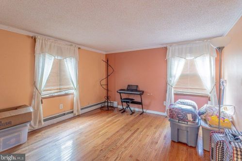 56 Mandolin Ln, Willingboro NJ  08046-2808 exterior