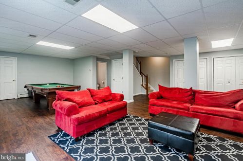 1048 Ryans Run, Boothwyn PA  19060-4411 exterior