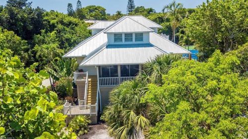 539 Yachtsman Dr, Sanibel, FL 33957-3909